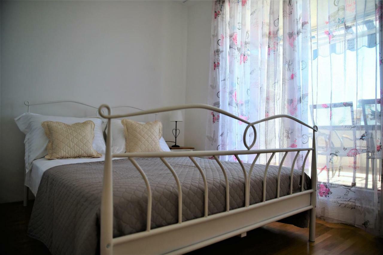 Apartman Lucita スプリト エクステリア 写真